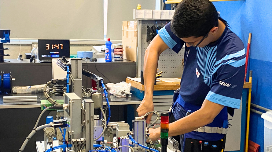 Inscrições Abertas para Formação Técnica em Automação Industrial Integrada ao Ensino Médio em Escolas da SRE Sete Lagoas